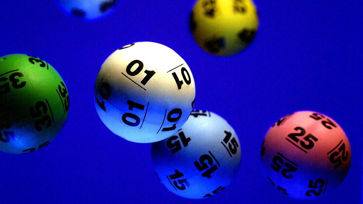 Merits of playing online lottery